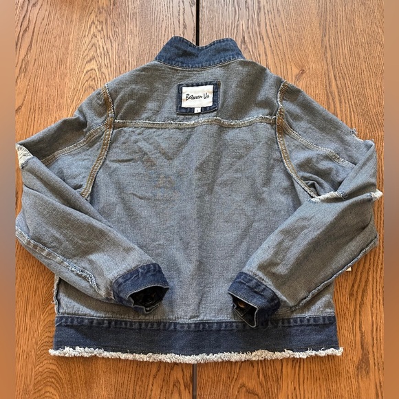 Between Us. Classic Blue Distressed Jean Jacket LARGE - Picture 7 of 16